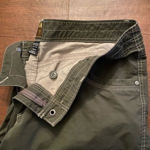 Men’s Kuhl pants